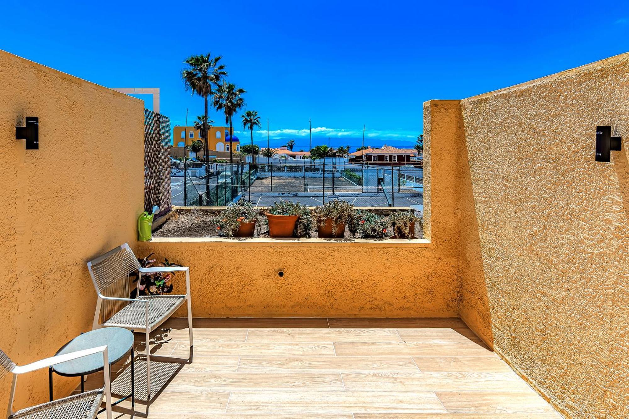 Newly Renovated Studio 2 Min From Playa La Arena Puerto de Santiago  Exterior foto